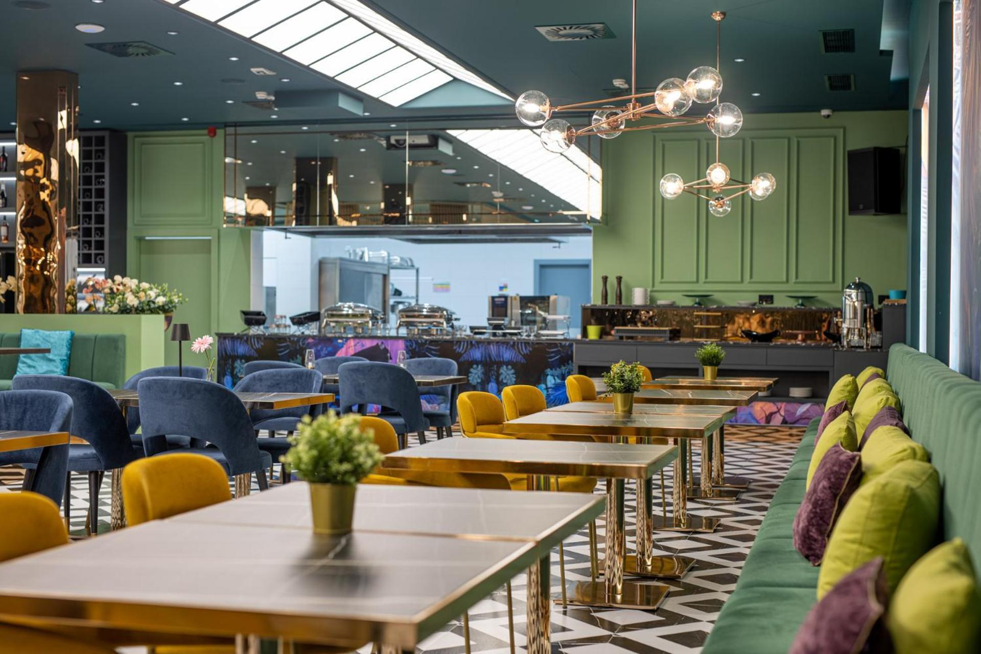 Calisi Hotel Белград Екстериор снимка