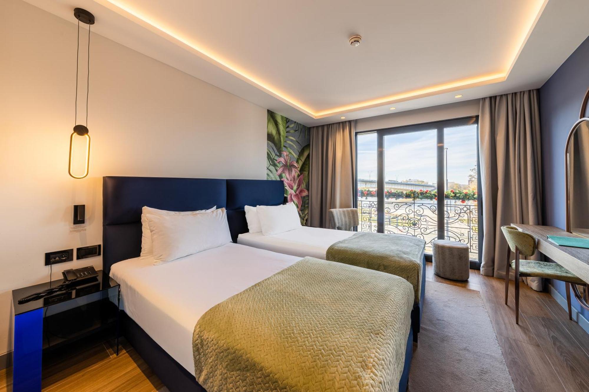 Calisi Hotel Белград Екстериор снимка
