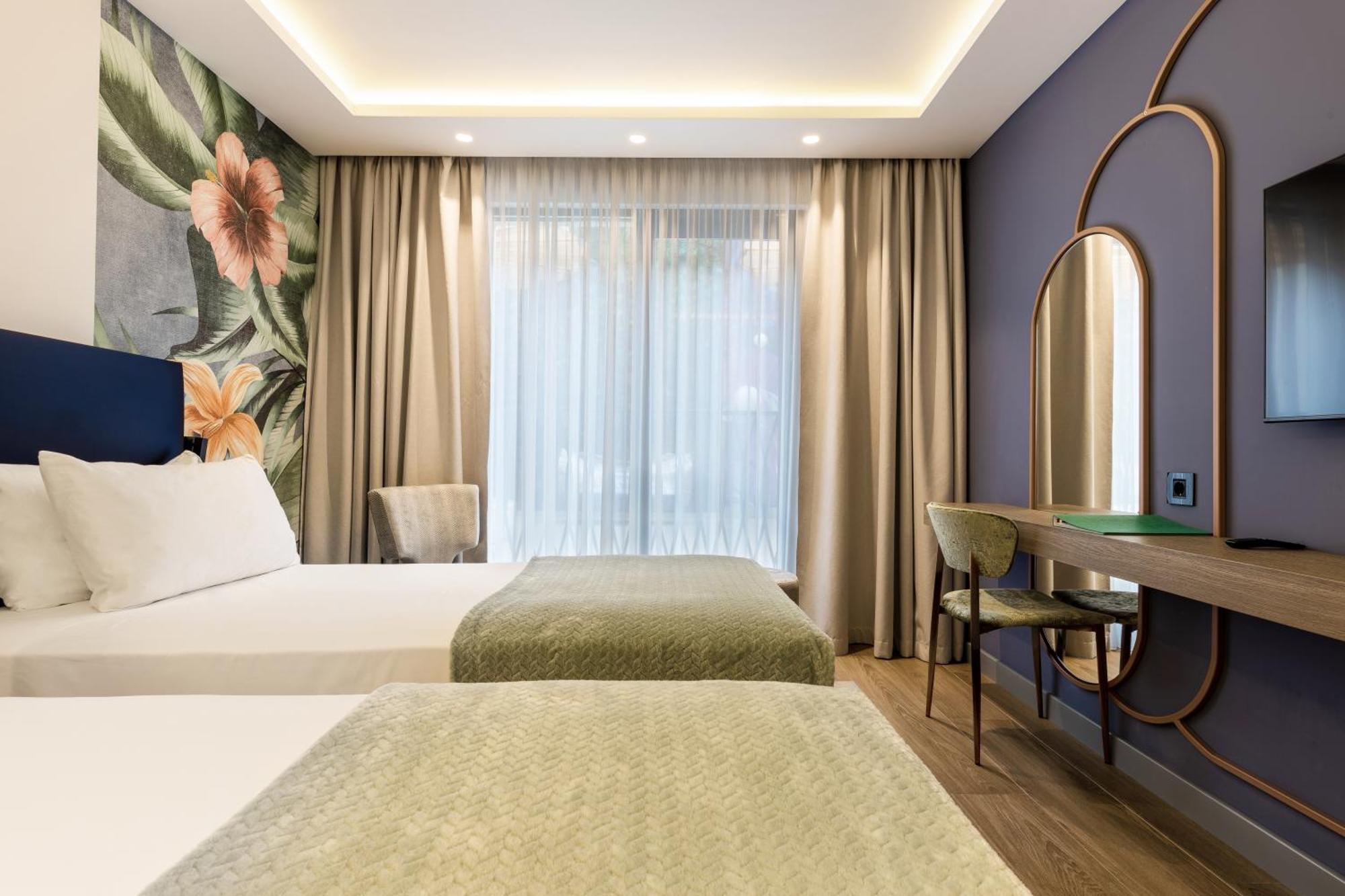 Calisi Hotel Белград Екстериор снимка